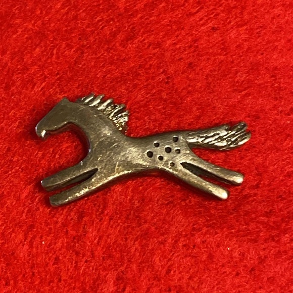 Silver Tone Pony Horse Equestrian Pin - Picture 7 of 12